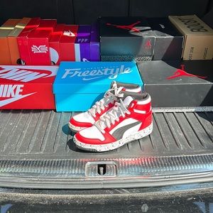 SALE!!! Puma high tops *lightly worn*